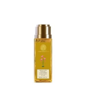 Forest Essentials Delicate Facial Cleanser with Kashmiri Saffron & Neem