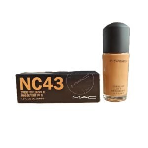 MAC Studio Fix Professional Waterproof oil-free Longlasting Liquid 24-hour colour-true foundation Matte Finish For Women, Girls 30ML (NC43, 30 ML)