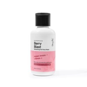 Skin Fx Hydrating Face Wash with Vitamin C, Niacinamide & Hyaluronic Acid Gentle Skin Cleanser for Men & Women | with Superfood Berry Blast | Helps Even Tone & Brightening | 100 ml (Pack of 1)